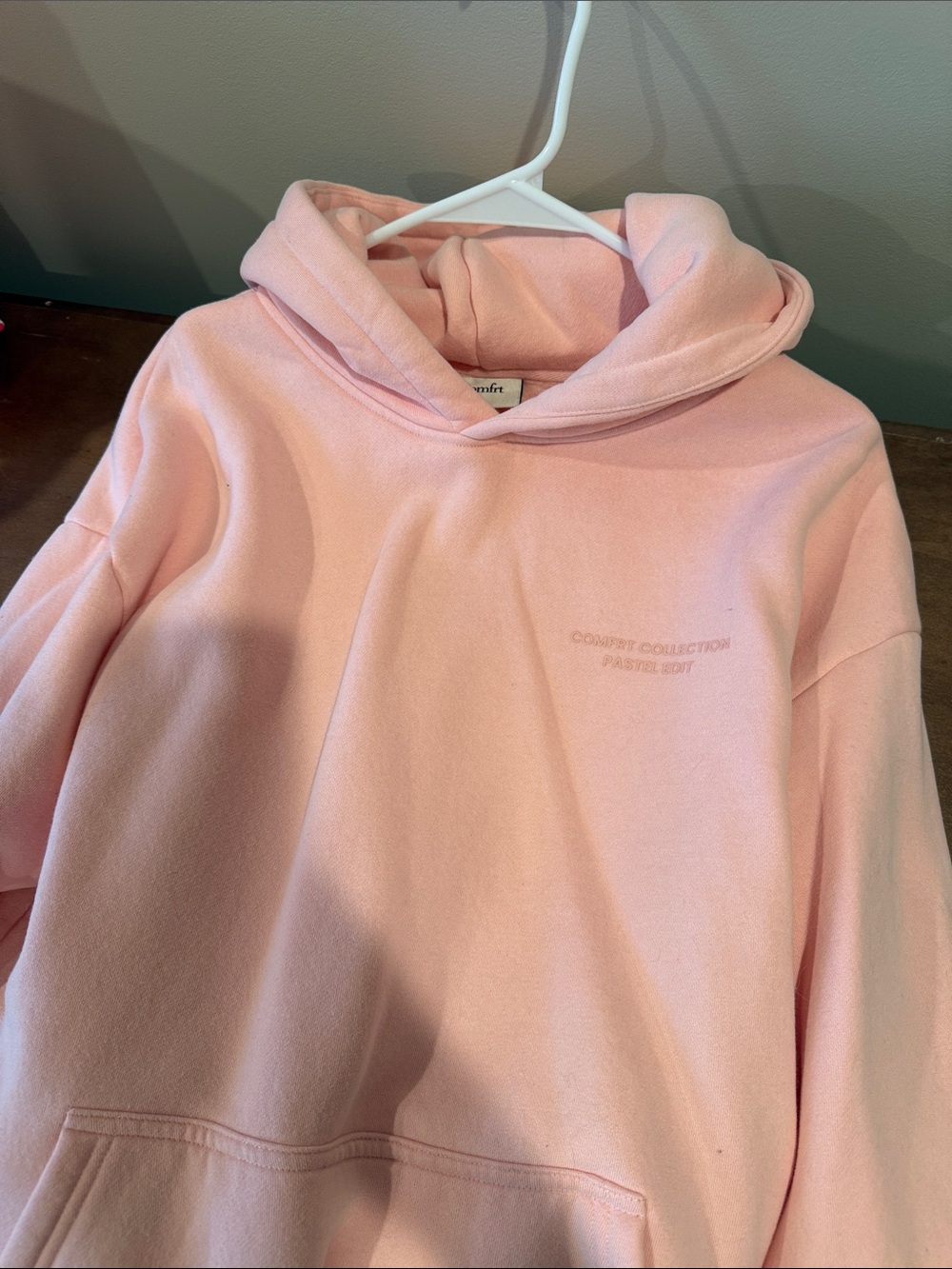 Comfrt pastel collection medium hooded sweatshirt “bubblegum” - Picture 3 of 3